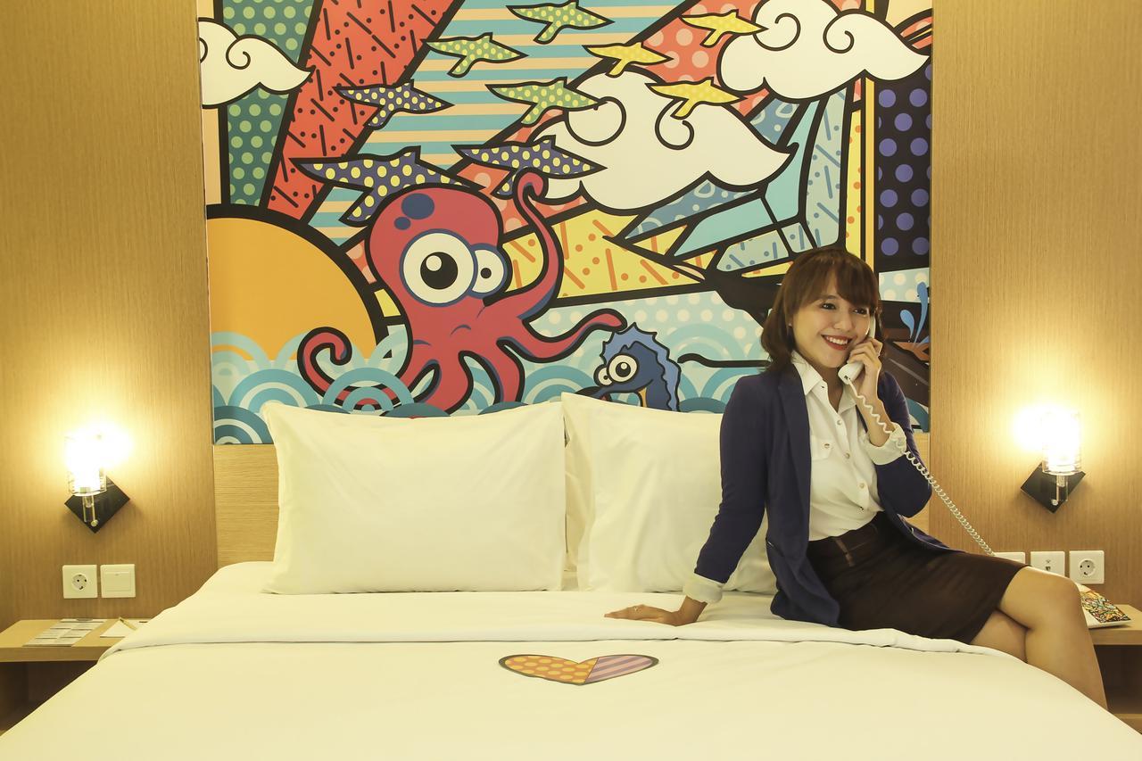 Maxonehotels At Resort Makassar Eksteriør billede