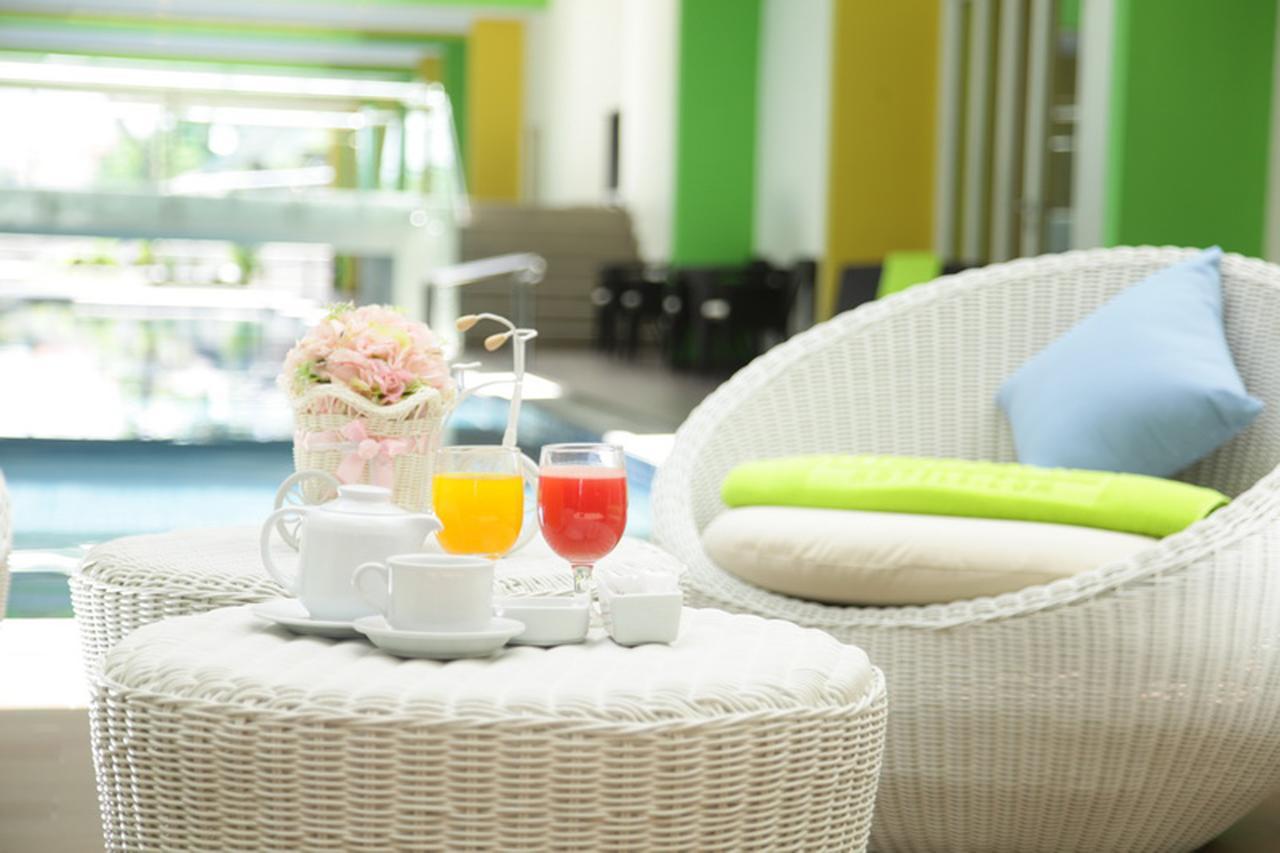 Maxonehotels At Resort Makassar Eksteriør billede