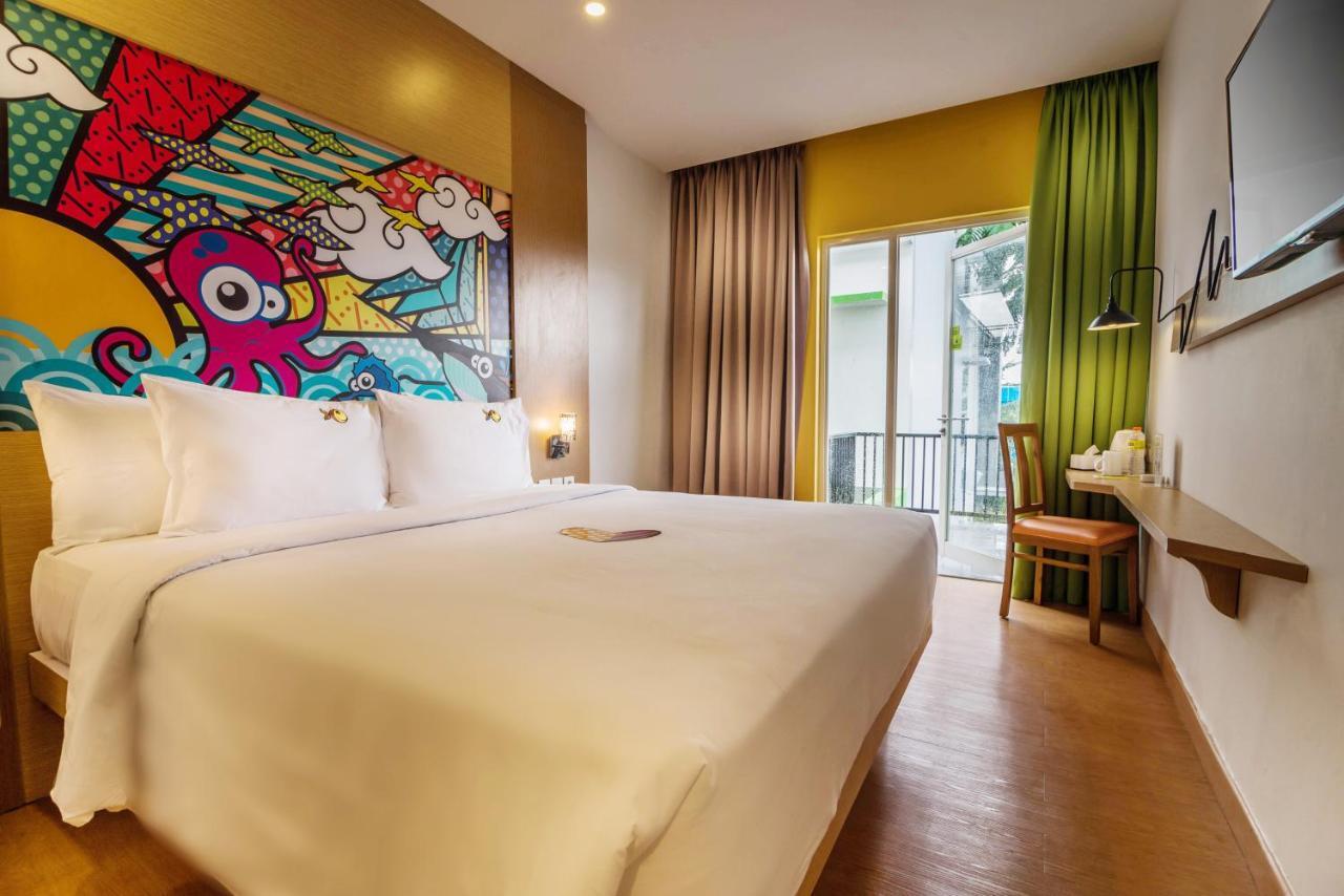 Maxonehotels At Resort Makassar Eksteriør billede