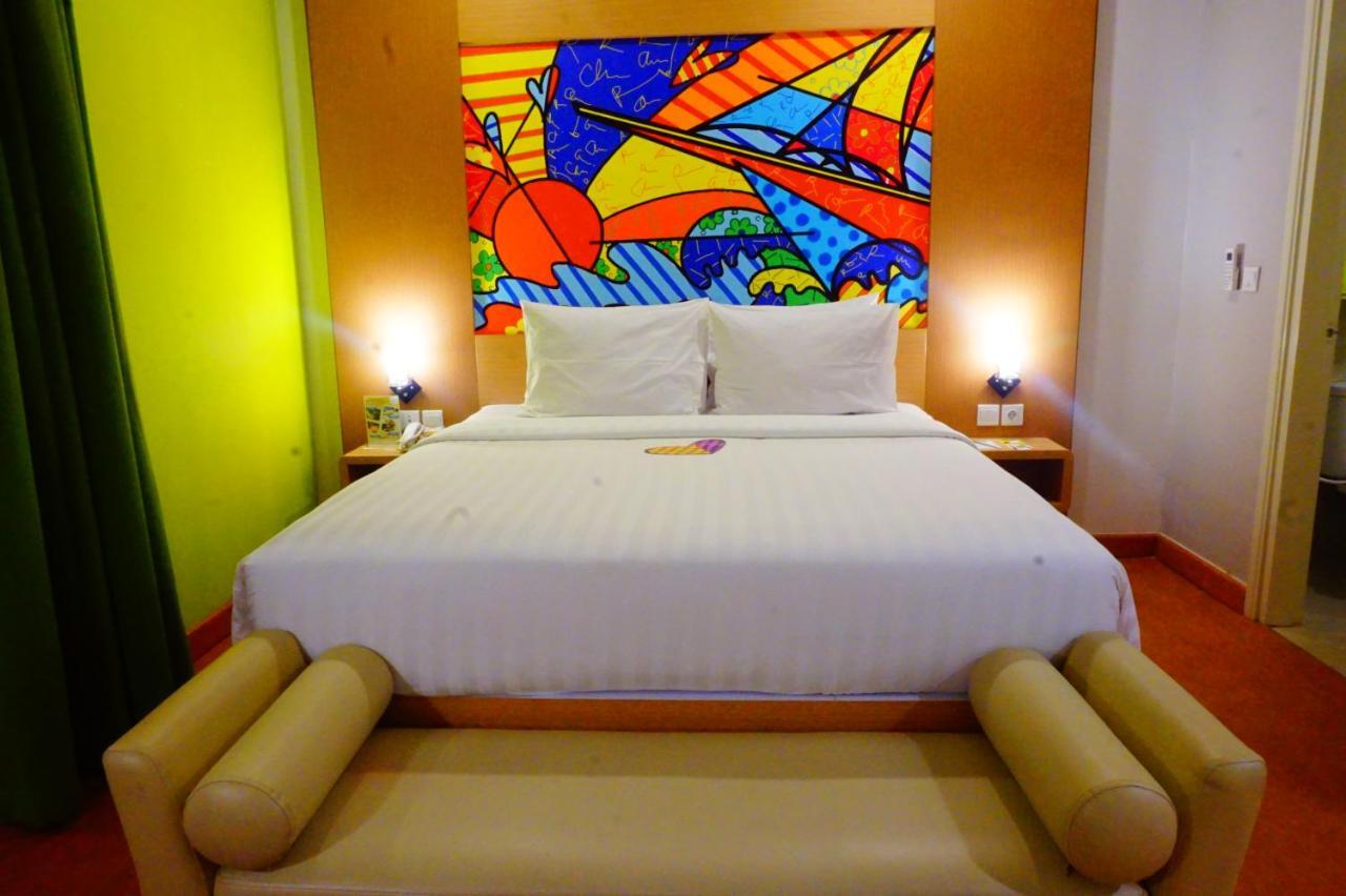 Maxonehotels At Resort Makassar Eksteriør billede